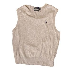 GREY POLO SWEATERVEST